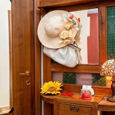 Rodoflor Rooms Castellammare di Stabia Esterno foto