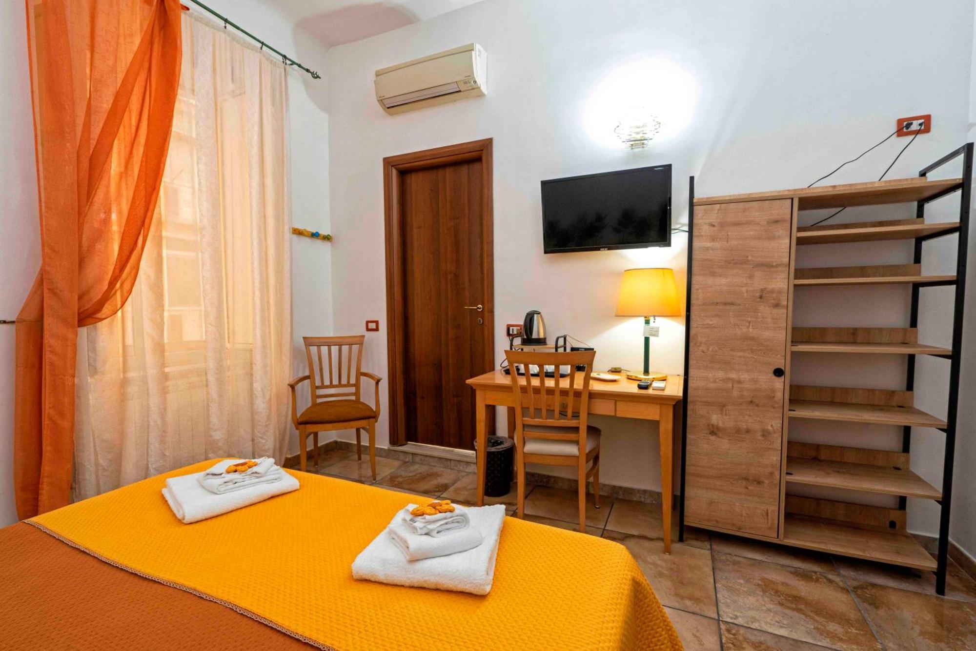 Rodoflor Rooms Castellammare di Stabia Esterno foto